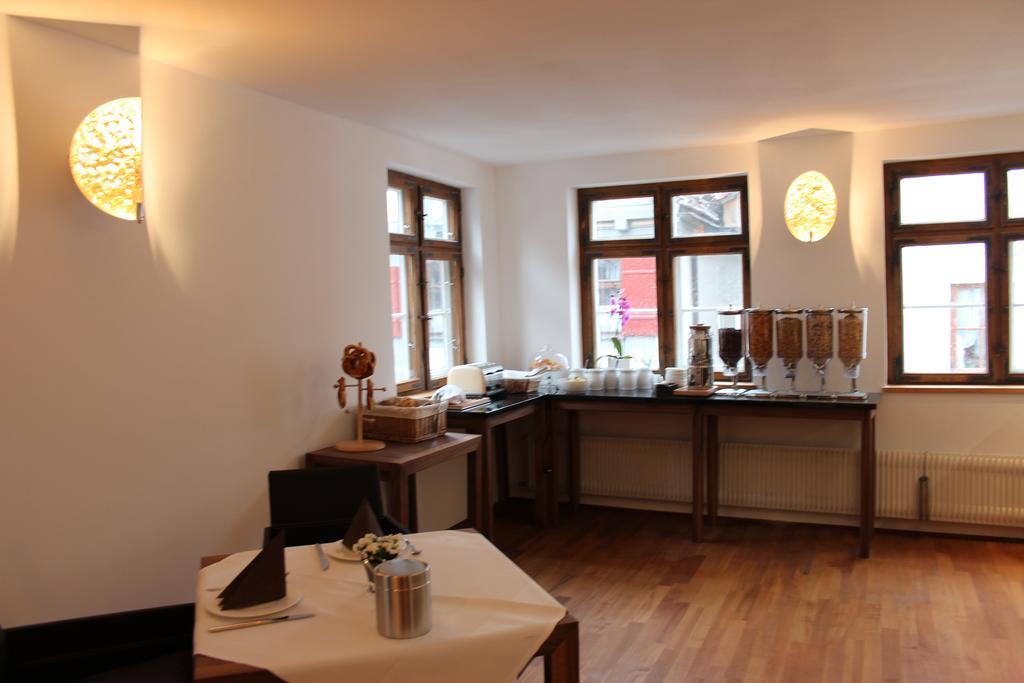 Hotel Schmales Haus Ulm Eksteriør bilde
