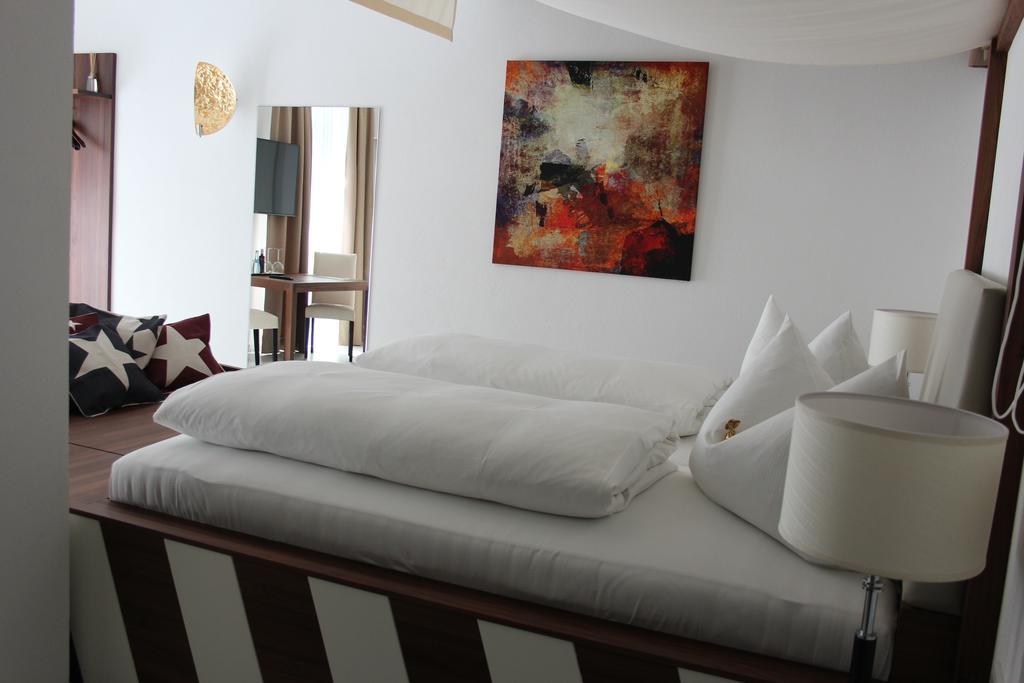 Hotel Schmales Haus Ulm Eksteriør bilde